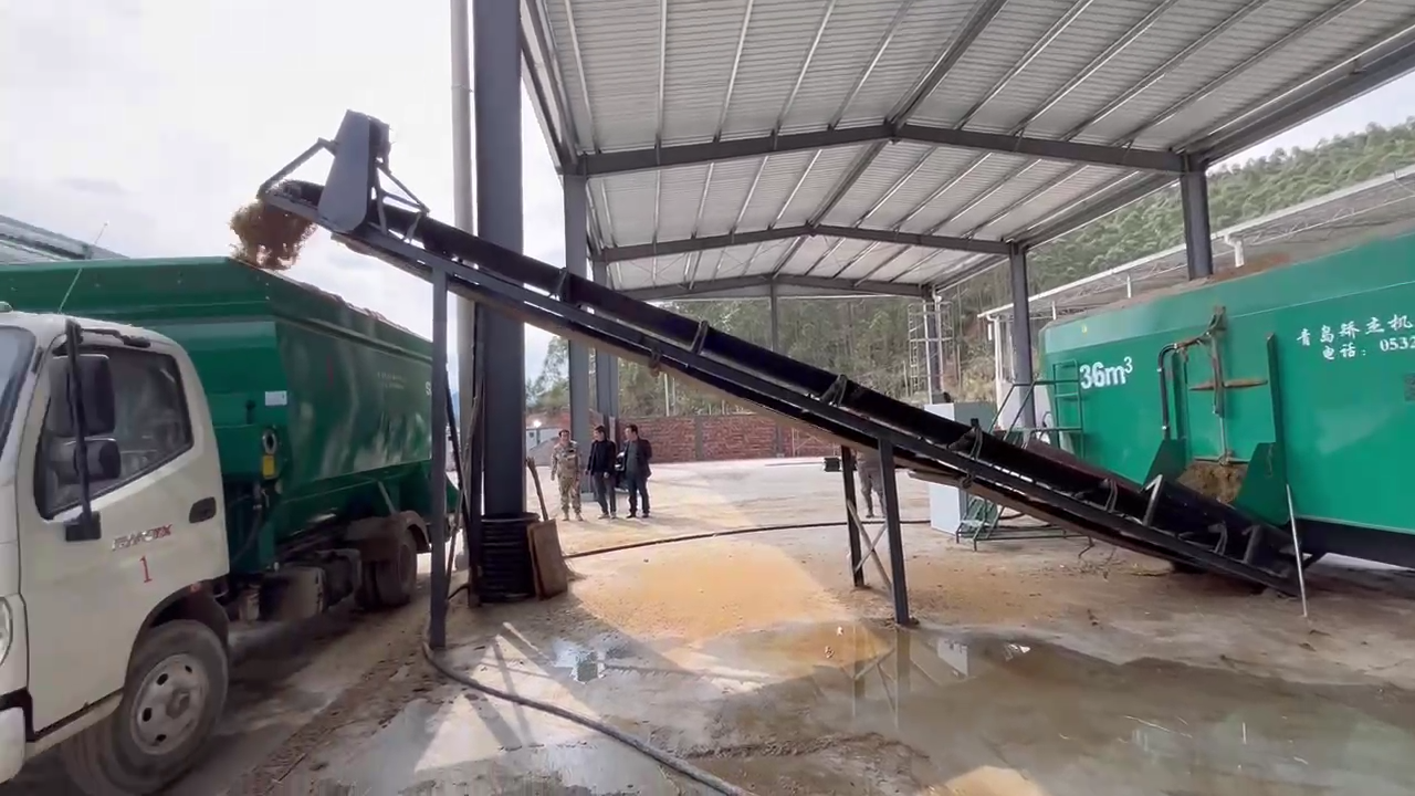 Triple Auger Stationary TMR Mixer