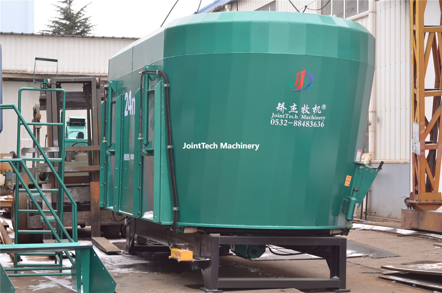 Double Augers Vertical Stationary TMR Mixer 