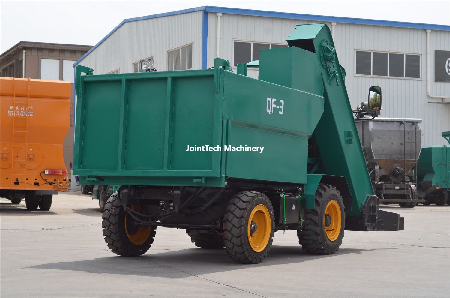 Small Cow Manure Collector