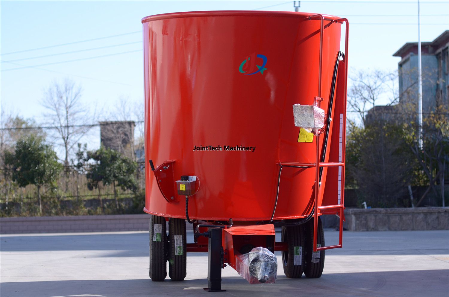 Tractor Trailed TMR Mixer 9 cubic metre