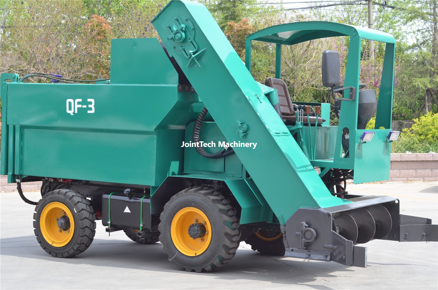 Small Cow Manure Collector-1