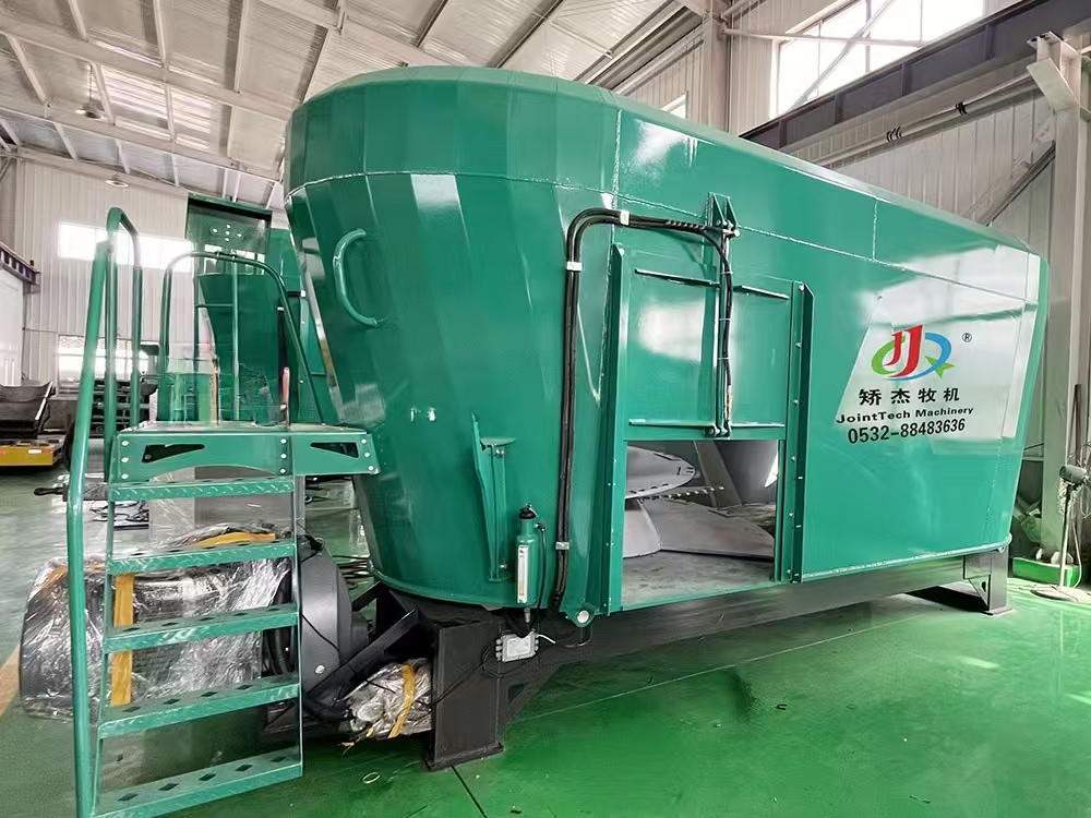 14-16 CBM Double Vertical Auger Stationary TMR Mixer