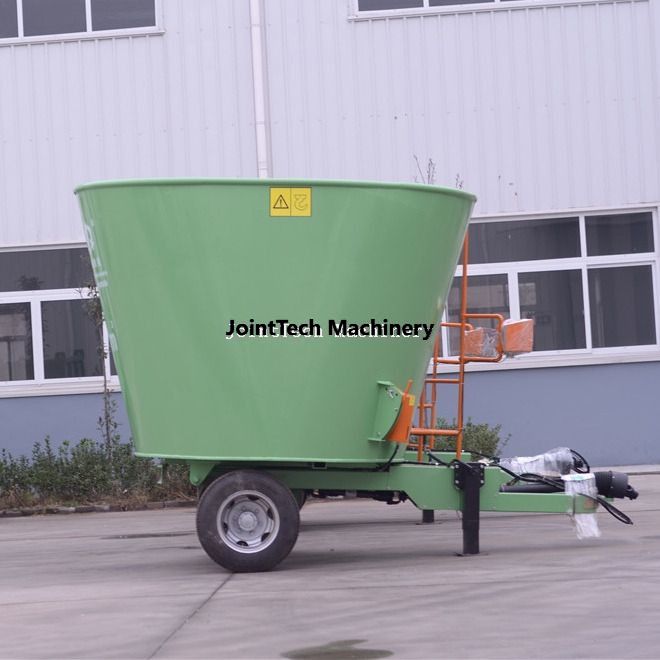 9m³ Tractor Trailed Feed Mixer for Efficient Mixing