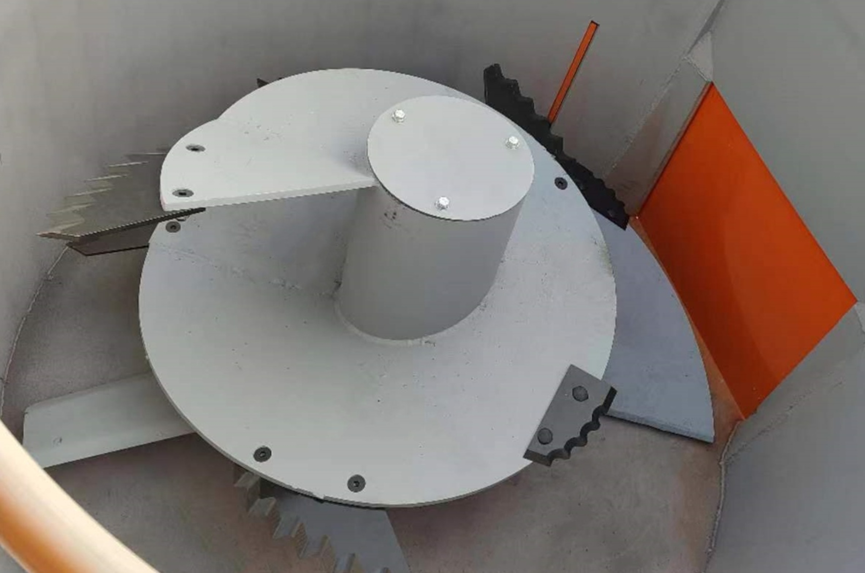 Mix Auger Blade Thickness: 12 mm