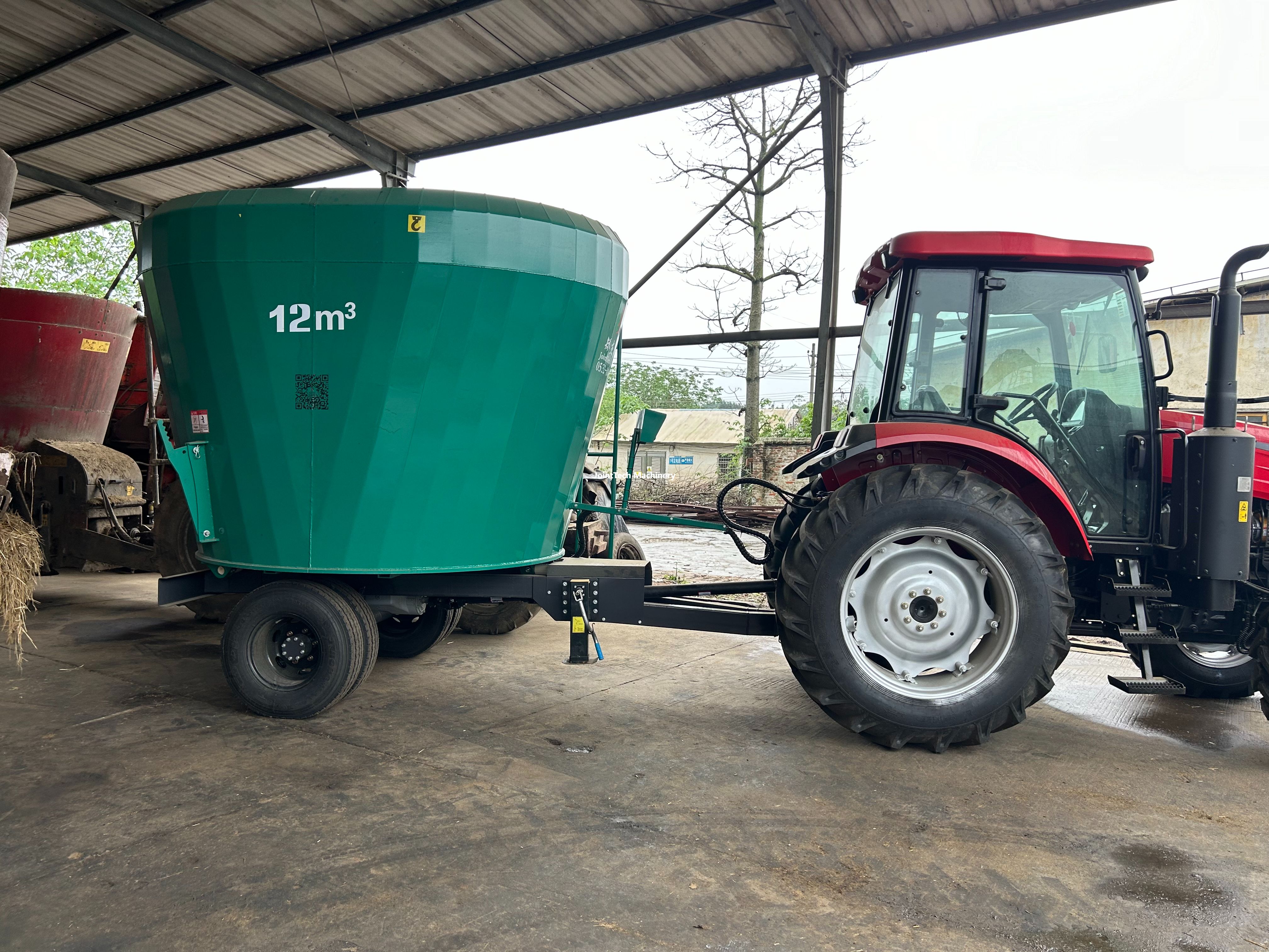 Tractor Trailed Vertical TMR Mixer 12cbm