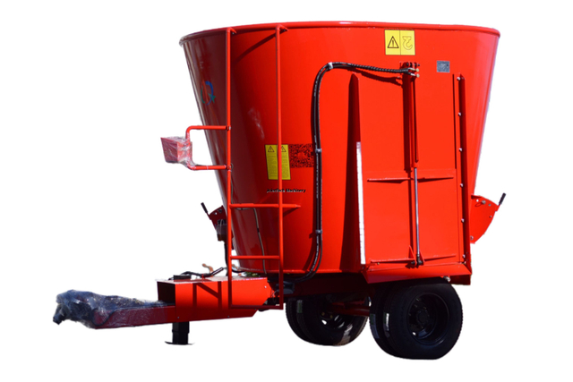 Tractor Trailed TMR Mixer 9 cubic metre