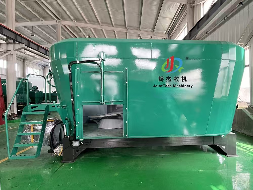 14-16 CBM Double Vertical Auger Stationary TMR Mixer