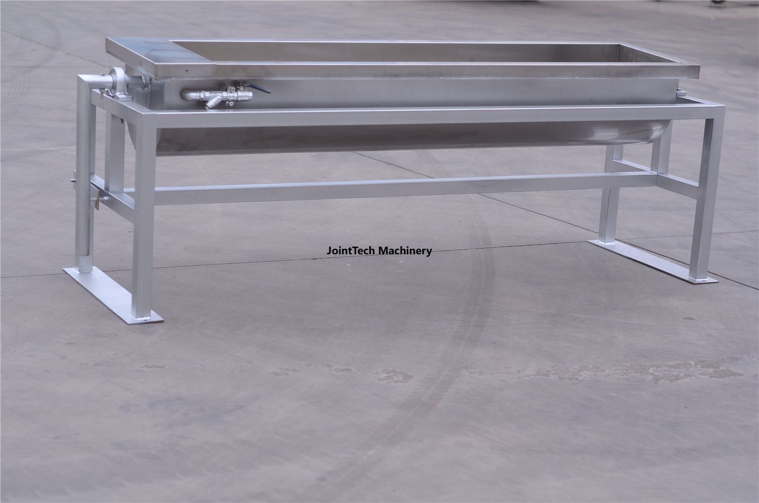2.4m Water Trough (19)