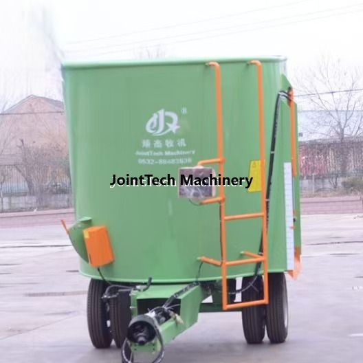 9m³ Tractor Trailed Feed Mixer for Efficient Mixing