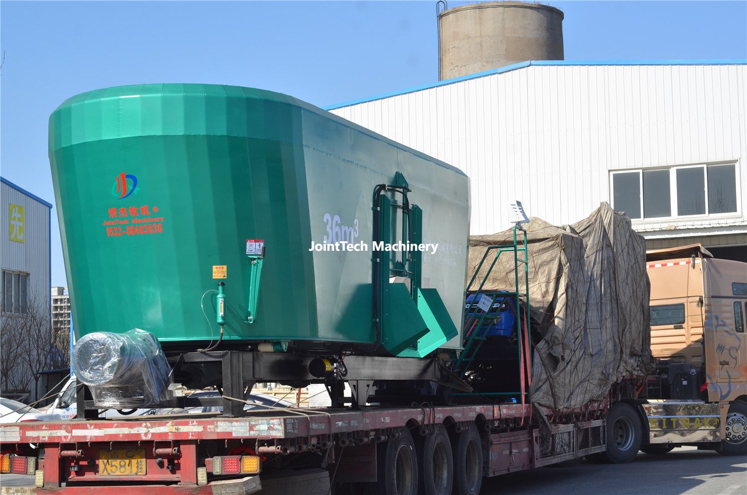 Triple Augers Vertical Stationary TMR Mixer 