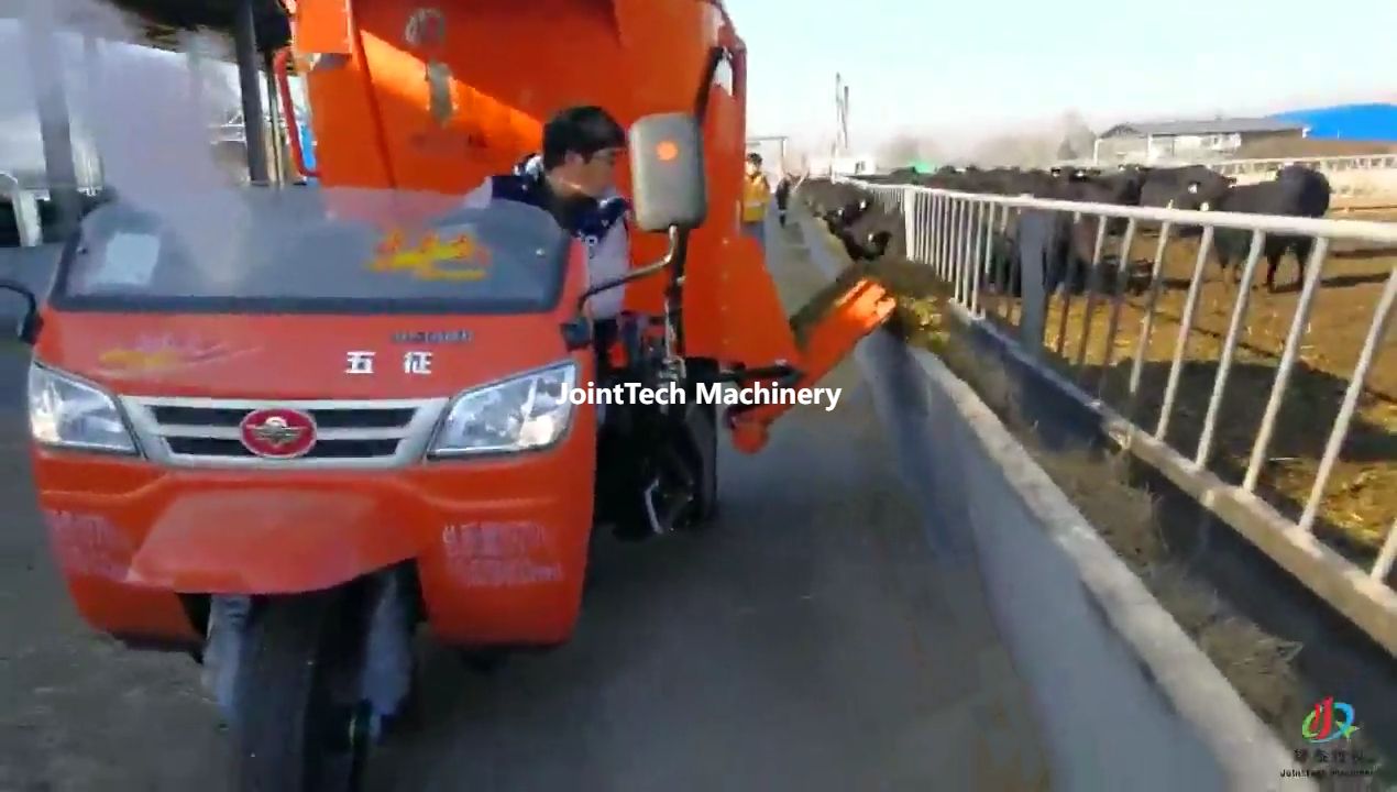 Self Propelled Multipurpose TMR Mixer