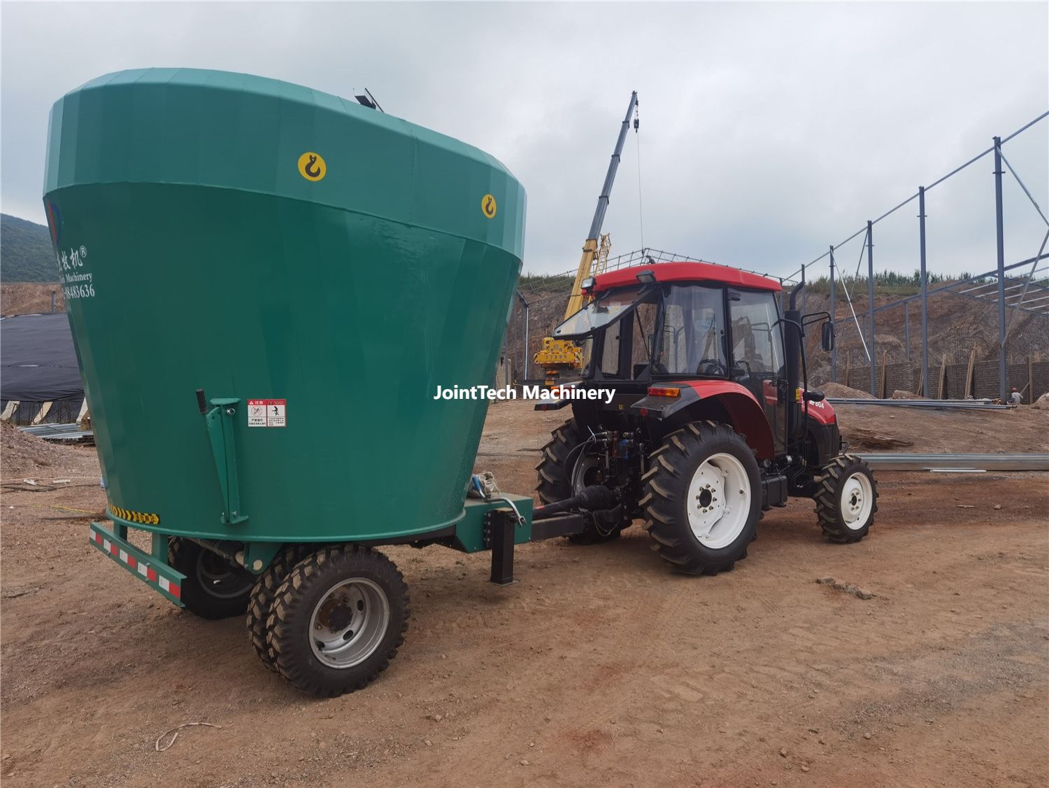 Trailed Vertical TMR Mixer-01