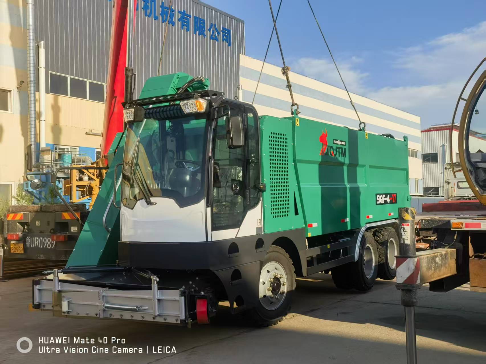 16m³--20m³ Cubic Meters Livestock Breeding Machinery Cow Dung Collector and Scraper Width Can Be Customized