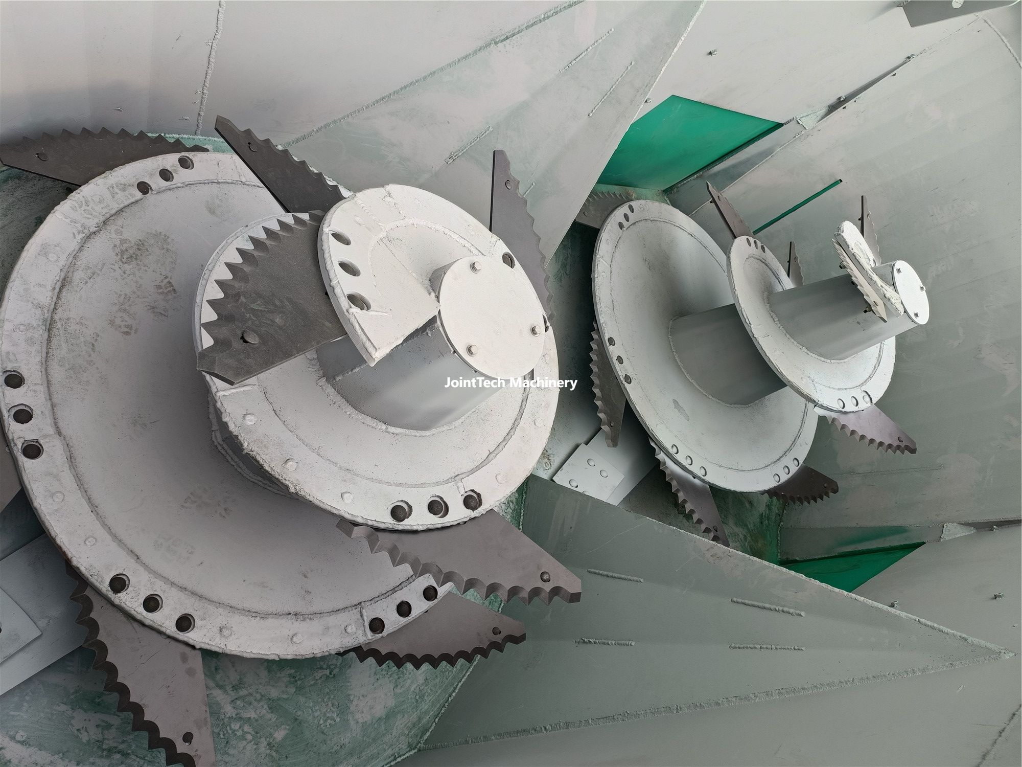 Large Trailed Vertical TMR Mixer-9