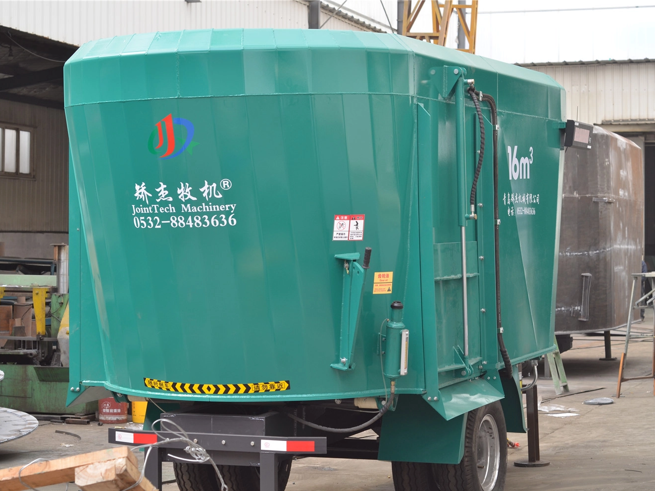 Improve Breeding Efficiency: —How Can TMR Mixers Improve Farm Profits And Cows Health?