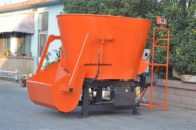 3m&sup3; Single Auger Stationary TMR Mixer With Loader