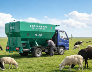 Three-wheel 7-8m&sup3; Livestock Feed Spreader Improves Feeding Efficiency, Saves Labor and Reduces Feed Waste