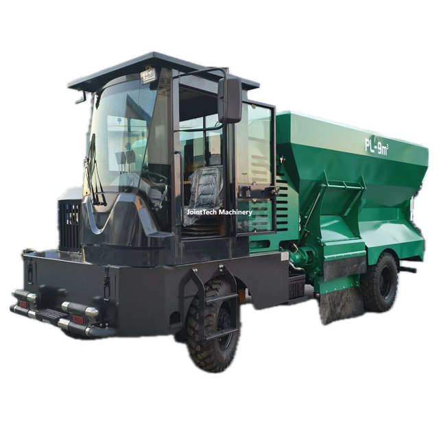 9m&sup3; cow dung wood shavings rice husk bedding spreader for the cow pen
